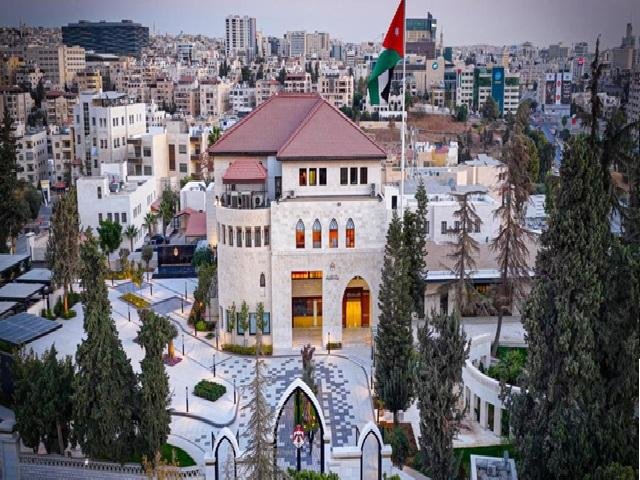 عطلة للمسيحيين بمناسبة أحد الشعانين وعيد الفصح المجيد