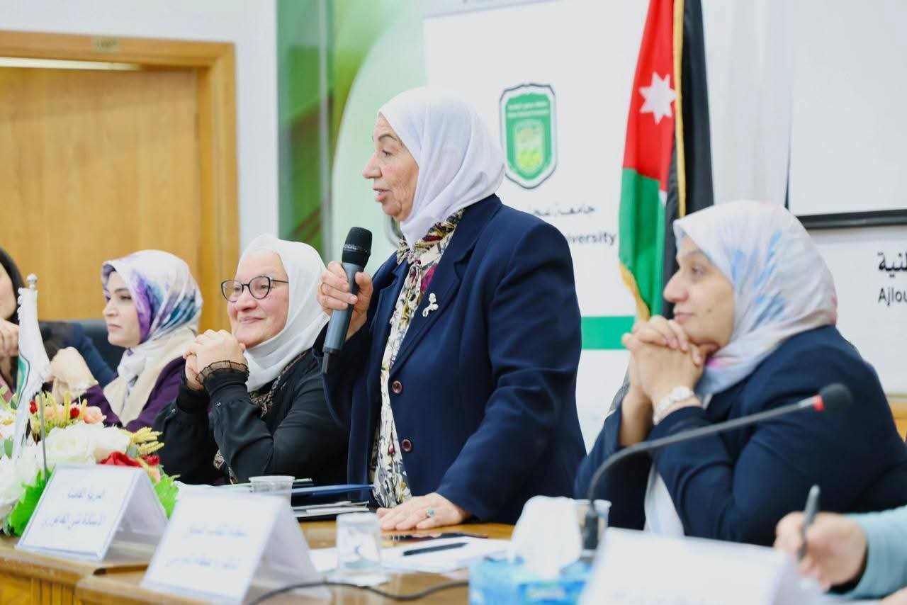 الهنانده يرعى ندوة “المرأة القائدة والأم الملهمة”