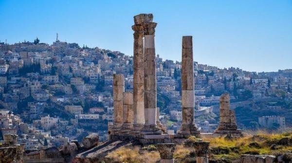 طقس معتدل الحرارة في أغلب المناطق حتى الأربعاء