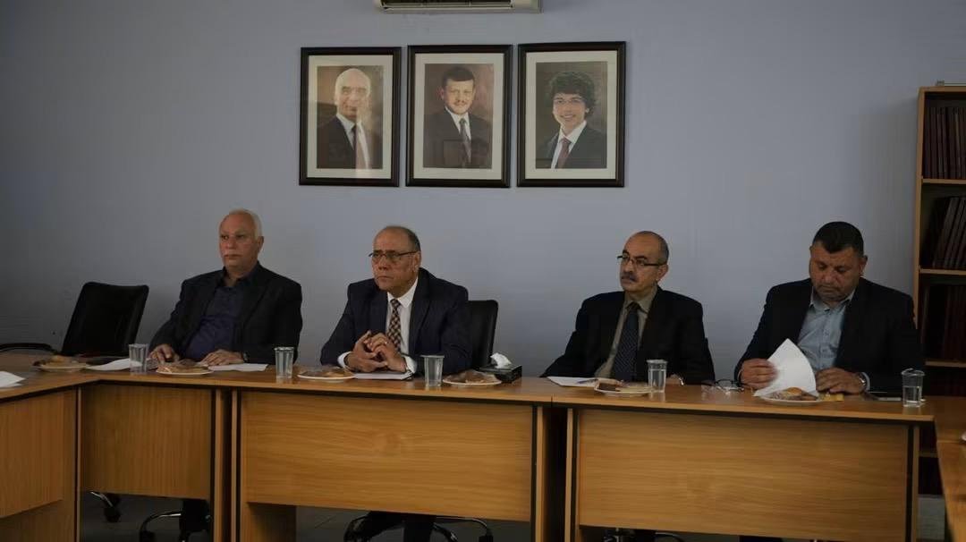 اجتماع يناقش تعزيز التعاون بين مؤسسات إعلامية وقسم الاعلام بجامعة البترا