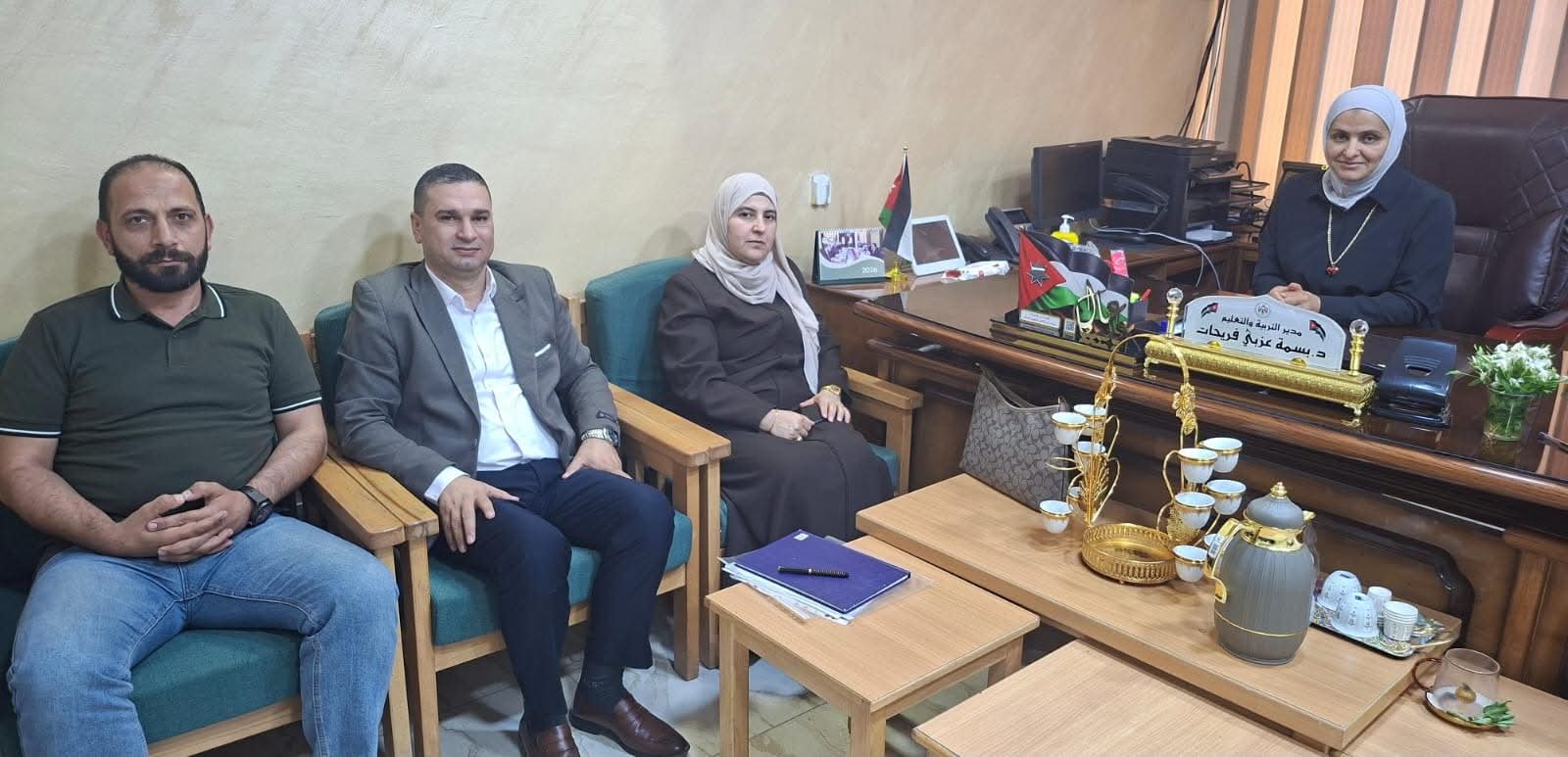 فريحات تعقد اجتماعًا لرؤساء الأقسام التربوية لبحث تطوير العمل وتعزيز الأداء المؤسسي