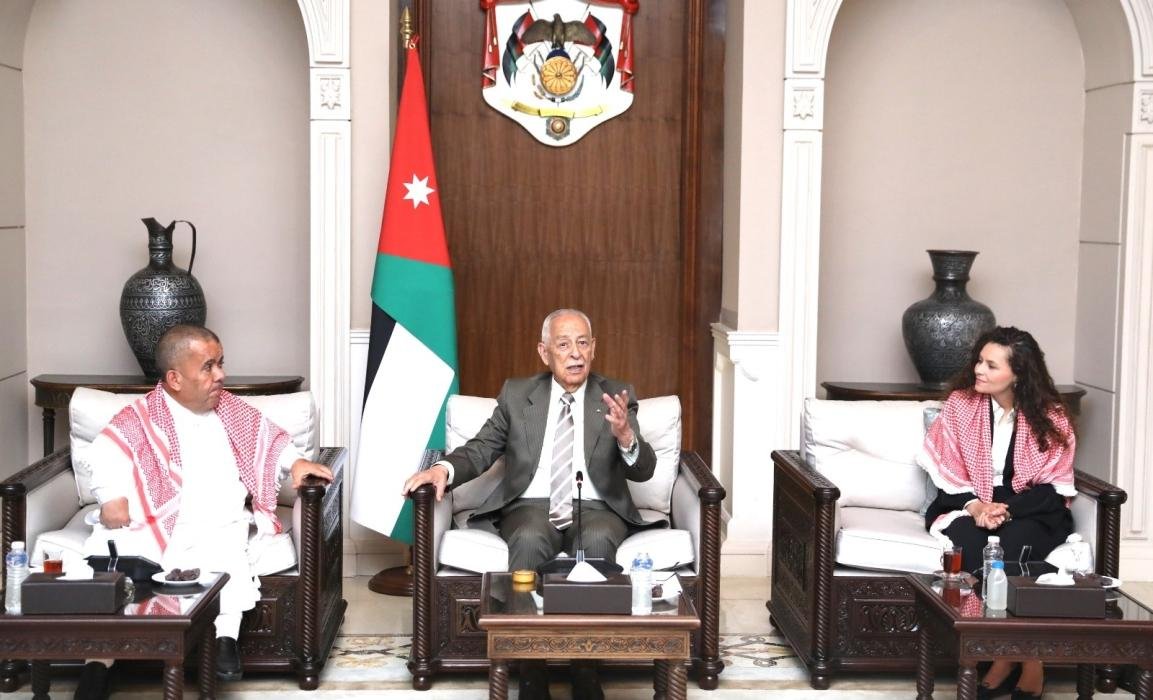 رئيس الديوان الملكي يلتقي وفدا من منتخب كرة القدم لقصار القامة…صور