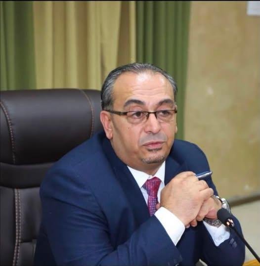 الحياصات يكتب: رفقاً بالوطن.. الفضاء الرقمي بين فوضى النشر والمسؤولية المجتمعية