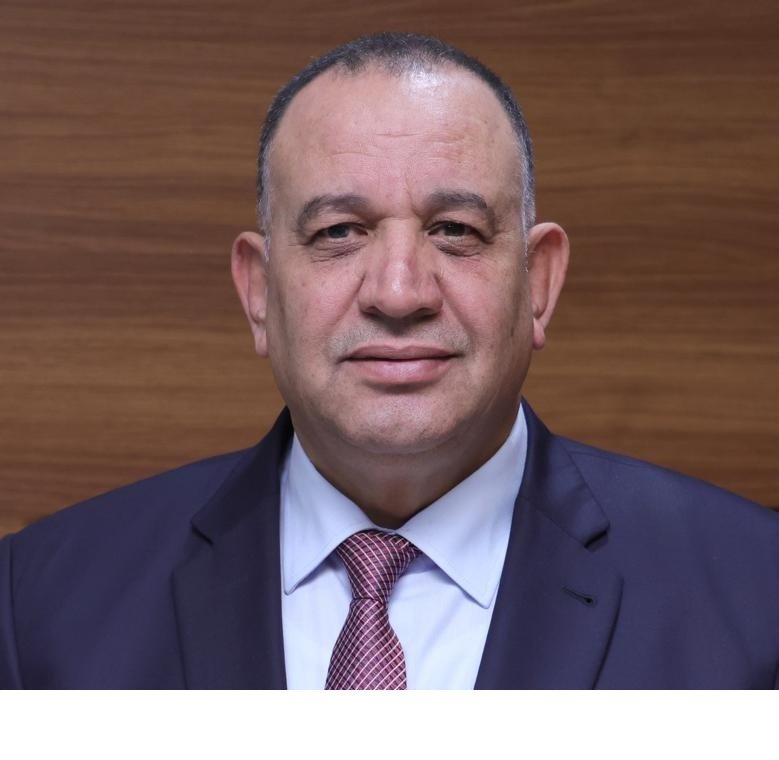 الدكتور حسين سعيفان.. مبارك